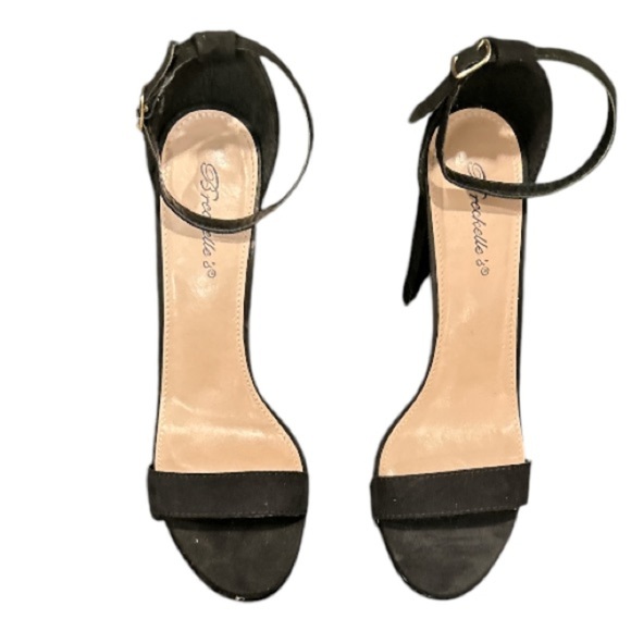 Breckelle's EUC black suede wrap sandals, size 10. - Picture 2 of 7